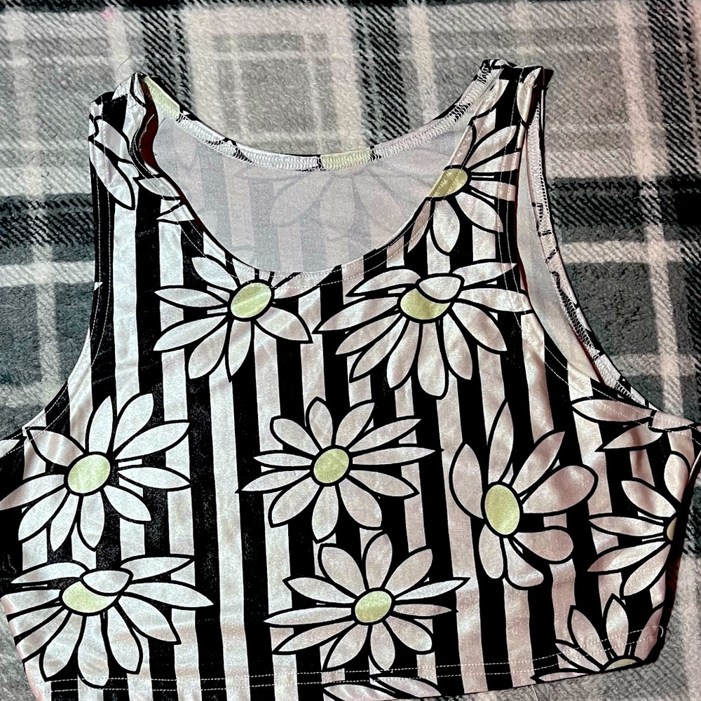 Flower crop top